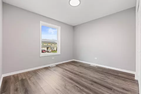 Bedroom - 540 Shenandoah Trl, Elgin, IL 60123 photo 1 of 1