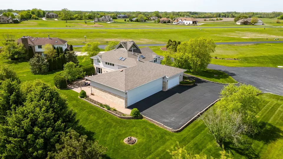 View/Area - 6827 W Johnson Ct, Monee, IL 60449 photo 2 of 4