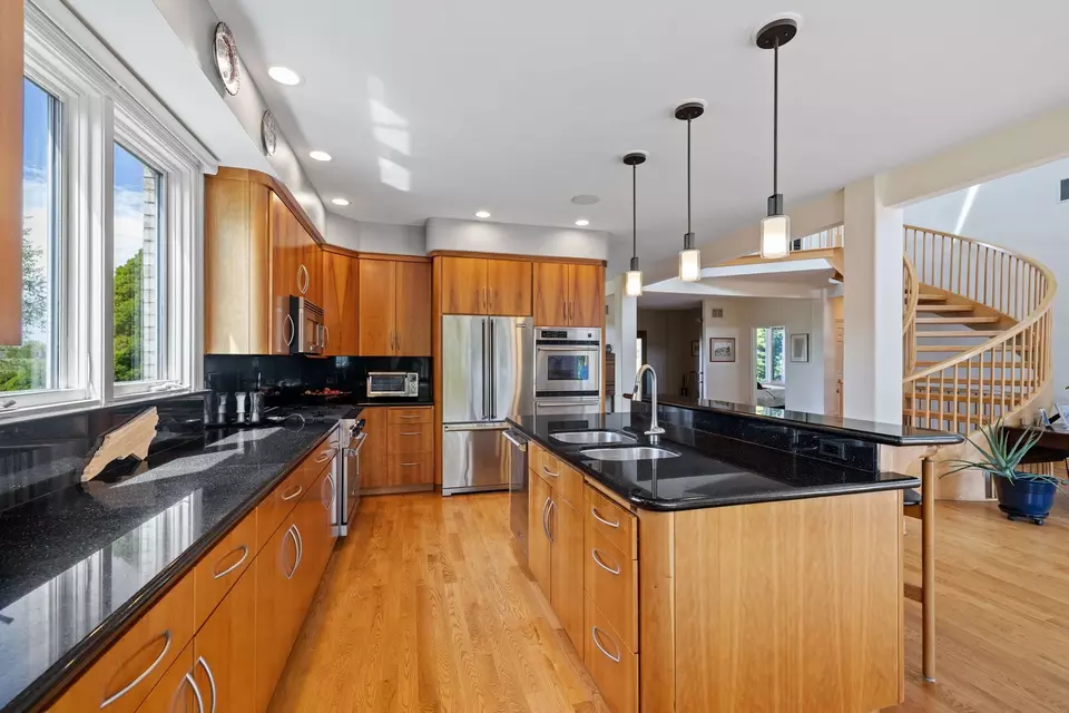 Kitchen - 6827 W Johnson Ct, Monee, IL 60449 photo 2 of 3