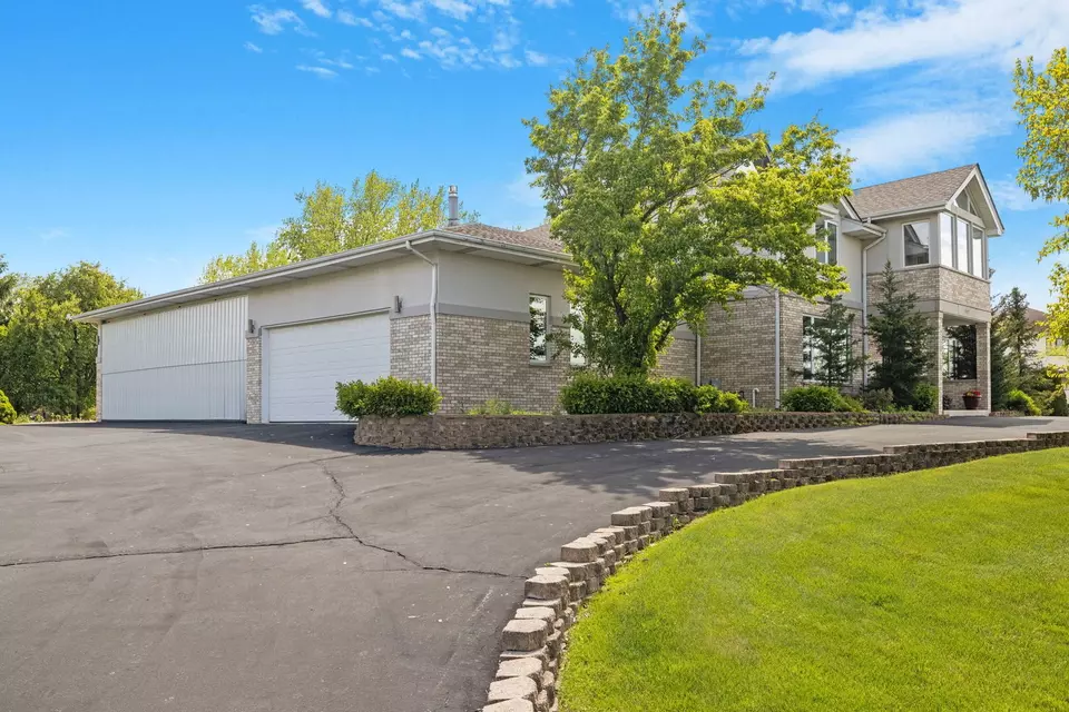 Exterior - 6827 W Johnson Ct, Monee, IL 60449 photo 7 of 8
