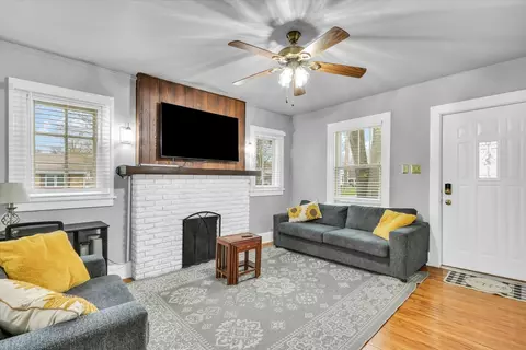 Living - 1702 W University Ave, Champaign, IL 61821 photo 3 of 4