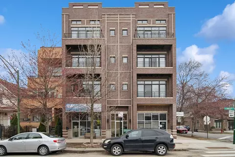 3056 N Oakley Ave #2N, Chicago, IL 60618