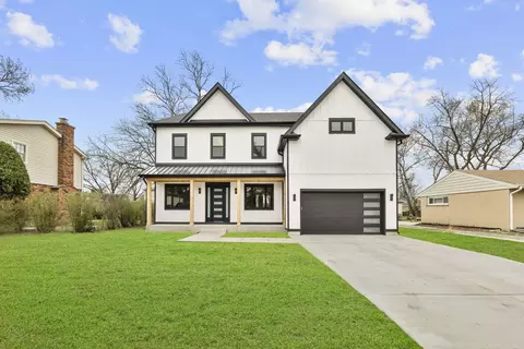 2817 Harrison St, Glenview, IL 60025