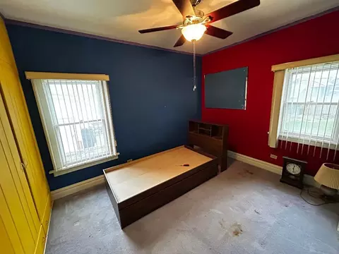 Bedroom - 1015 Walter Ave, Des Plaines, IL 60016 photo 3 of 3