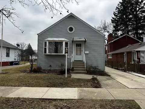 1015 Walter Ave, Des Plaines, IL 60016