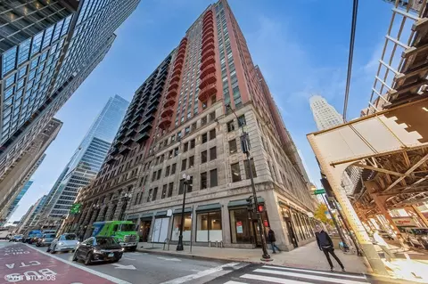208 W Washington St #905, Chicago, IL 60606