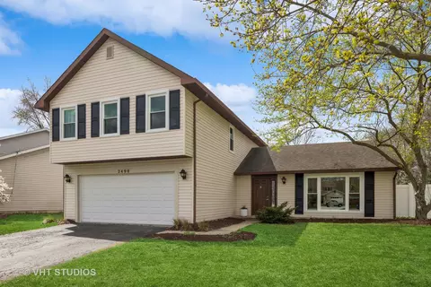 2490 Hedge Row Dr, Aurora, IL 60502