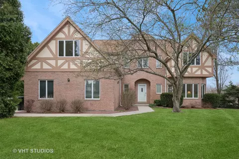26144 N Hill Ave, Wauconda, IL 60084