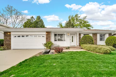 624 Sherwood Ln, Schaumburg, IL 60193