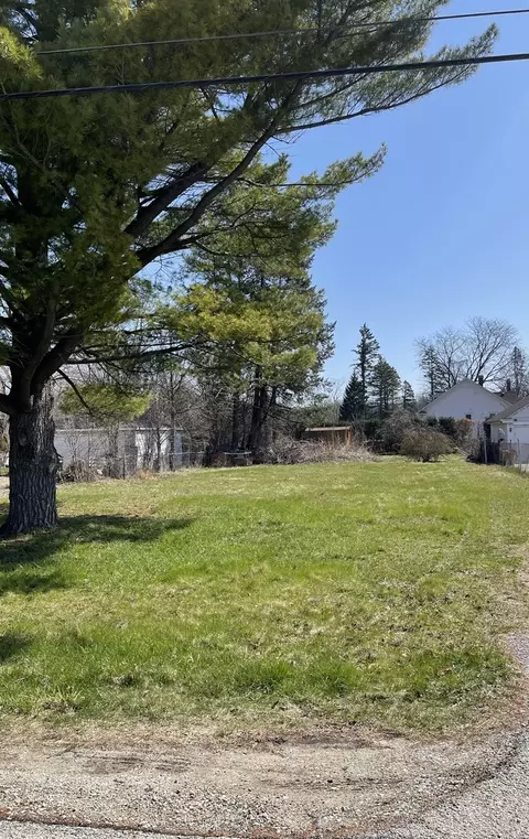 221 N Graylynn Dr, Mount Prospect, IL 60056