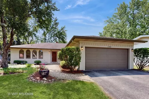 1144 Jane Ave, Naperville, IL 60540