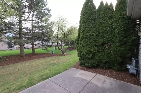 Exterior - 1375 Grandview Ct, Algonquin, IL 60102 photo 2 of 2
