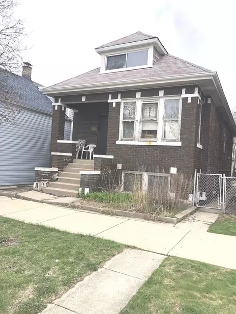 4539 S Mozart St, Chicago, IL 60632