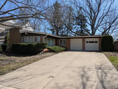 342 E Parkview Ave, Elmhurst, IL 60126