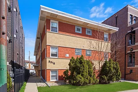 5516 W Higgins Ave #2NE, Chicago, IL 60630