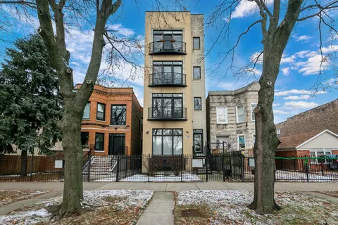 3416 W Franklin Blvd #2, Chicago, IL 60624