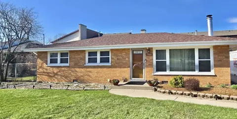 7920 W 91st St, Hickory Hills, IL 60457