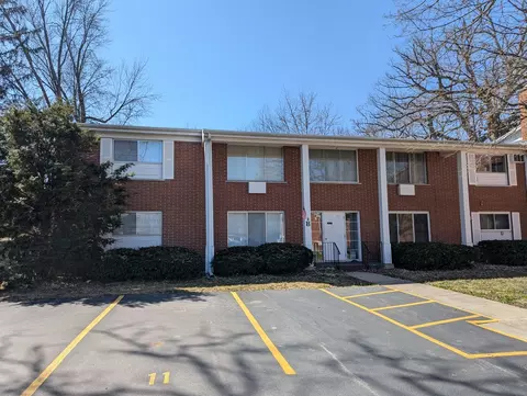 124 N Whistler Ave #B1, Freeport, IL 61032