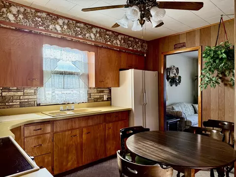 Kitchen - 709 15th St, Peru, IL 61354 photo 1 of 5