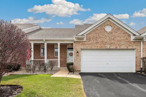 11619 Lake Shore Dr, Orland Park, IL 60467