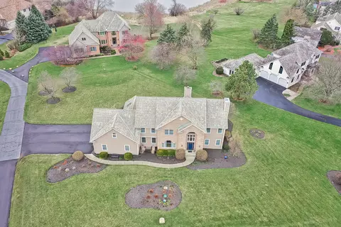 1480 Eagle Ridge Dr, Antioch, IL 60002