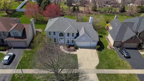 5311 Bundle Flower Ct, Naperville, IL 60564