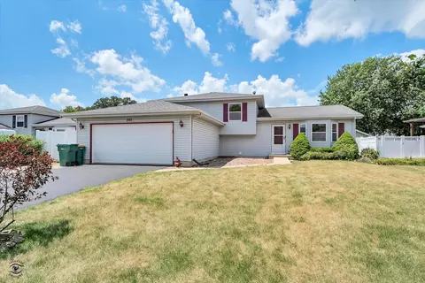 885 Redwood Dr, Elwood, IL 60421