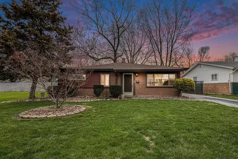 305 166th St, Calumet City, IL 60409
