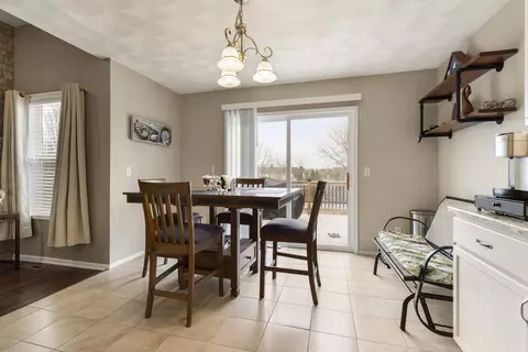 10085 Lismore Rd, Roscoe, IL 61073 photo 5