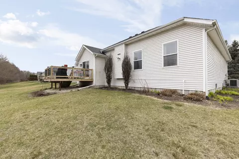 10085 Lismore Rd, Roscoe, IL 61073 photo 17