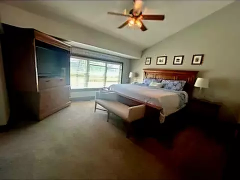 714 Red Oak Ct, Bartlett, IL 60103 photo 17