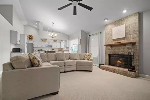 755 Christopher Dr, Forsyth, IL 62535 photo 11