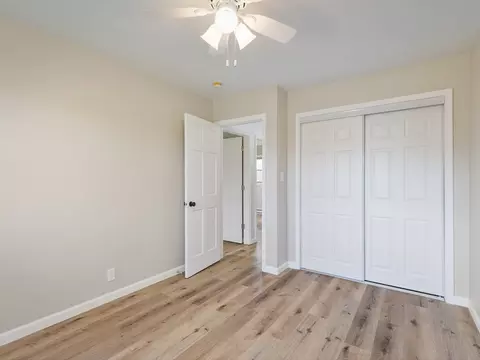 2096 E Maize Rd, Freeport, IL 61032 photo 23