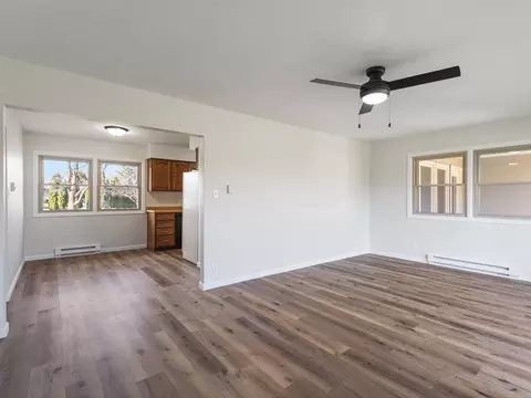 2096 E Maize Rd, Freeport, IL 61032 photo 16