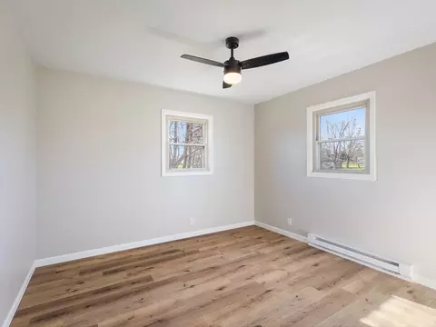 2096 E Maize Rd, Freeport, IL 61032 photo 18