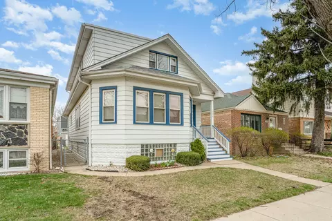 5438 N Nagle Ave, Chicago, IL 60630