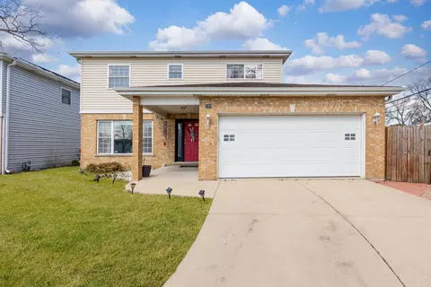 120 Niemeyer Ct, Northlake, IL 60164