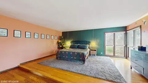 Bedroom - 84 Graymoor Ln, Olympia Fields, IL 60461 photo 2 of 4