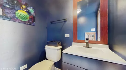 Bath - 84 Graymoor Ln, Olympia Fields, IL 60461 photo 4 of 5