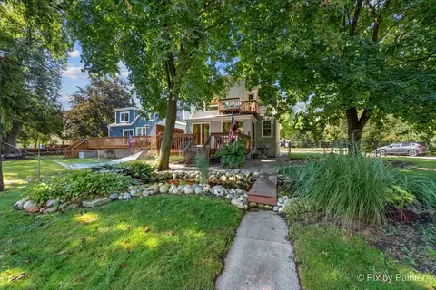 1233 Fox River Dr, Algonquin, IL 60102 photo 3