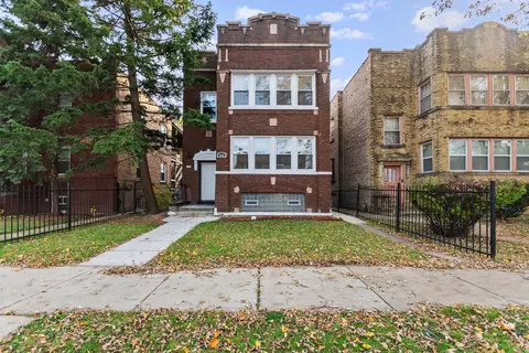 5505 W Potomac Ave, Chicago, IL 60651