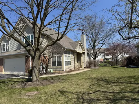 2332 County Farm Ln, Schaumburg, IL 60194