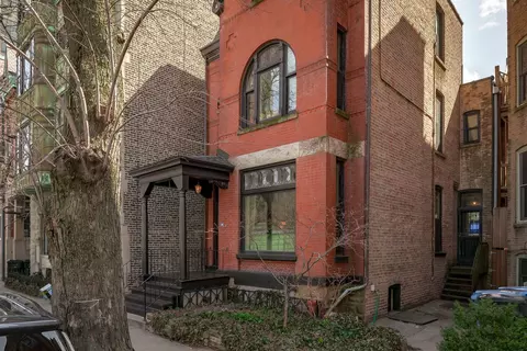 431 W Saint James Pl, Chicago, IL 60614
