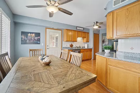 Dining - 6825 Forestview Dr #3D, Oak Forest, IL 60452 photo 1 of 1