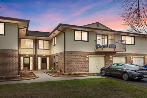 775 Whalom Ln #775, Schaumburg, IL 60173