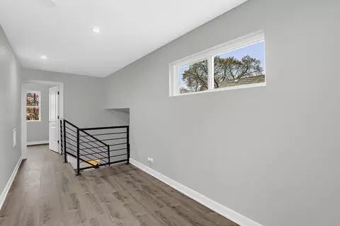 Entry Way - 612 E 88th Pl, Chicago, IL 60619 photo 2 of 2