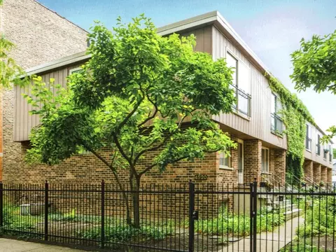 4520 N Paulina St #E, Chicago, IL 60640