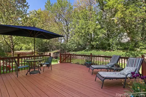 Exterior - 437 Deer Run Rd, Lakemoor, IL 60051 photo 7 of 8