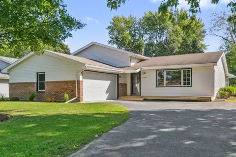 24263 S Edwin Dr, Channahon, IL 60410