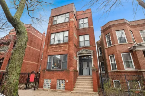 862 N Mozart St #1R, Chicago, IL 60622